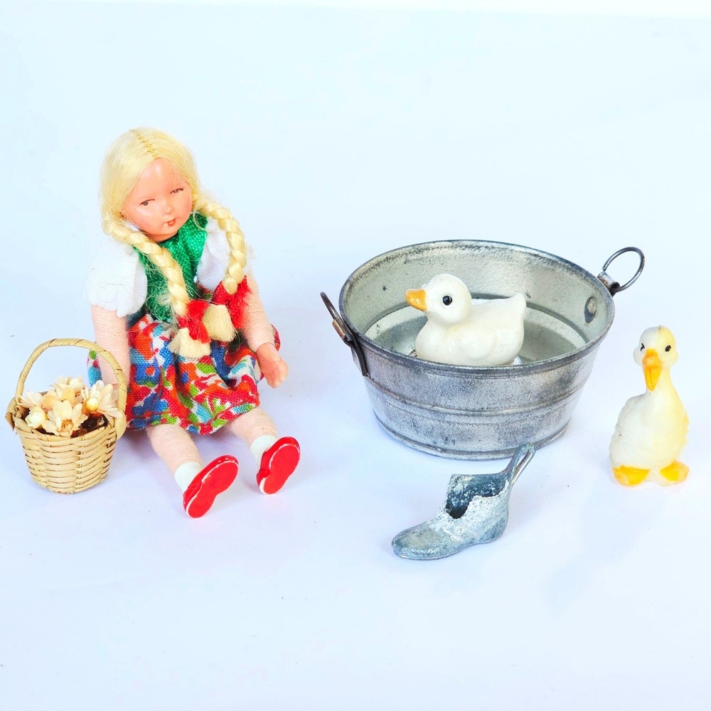 Vintage Dollhouse Miniature Tin Basin Ducks Shoe Scoop Farmhouse Accessories Set